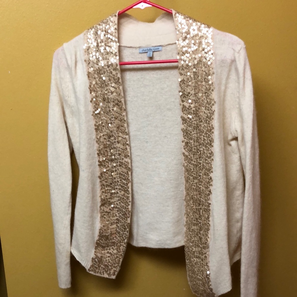 Sweater cream color
